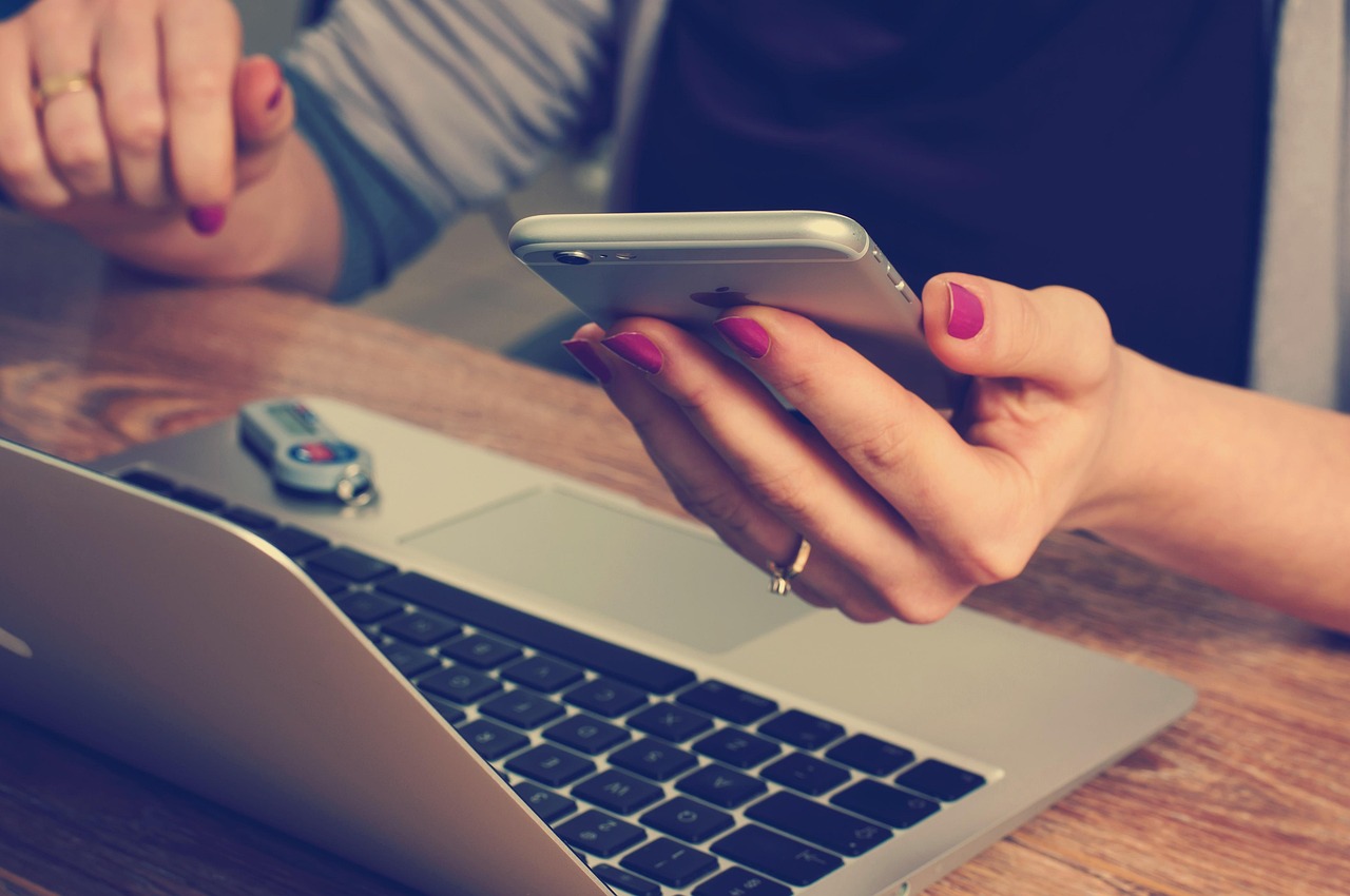 services-04 office, business, accountant, accounting, notebook, mobile phone, smart phone, keyboard, woman, laptop, technology, office, office, business, business, business, business, business, accounting, mobile phone, laptop, laptop, laptop, technology, technology, technology